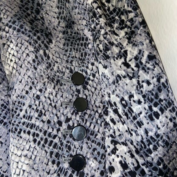 Dana burchman plus size blazer - Picture 3 of 9